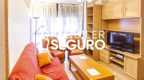 Foto 3 de Piso de alquiler en De las Margaritas, Berruguete, Madrid