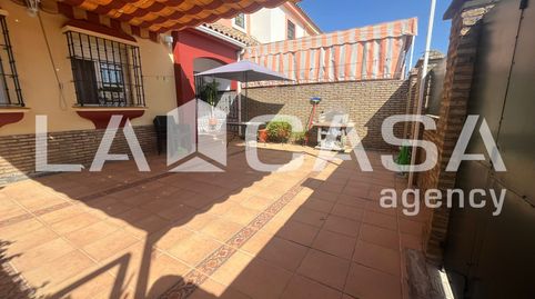 Foto 4 de Casa adosada en venda a Vista Azul - Consolación, Dos Hermanas