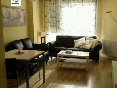 Sala d'estar de Apartament en venda en  Albacete Capital