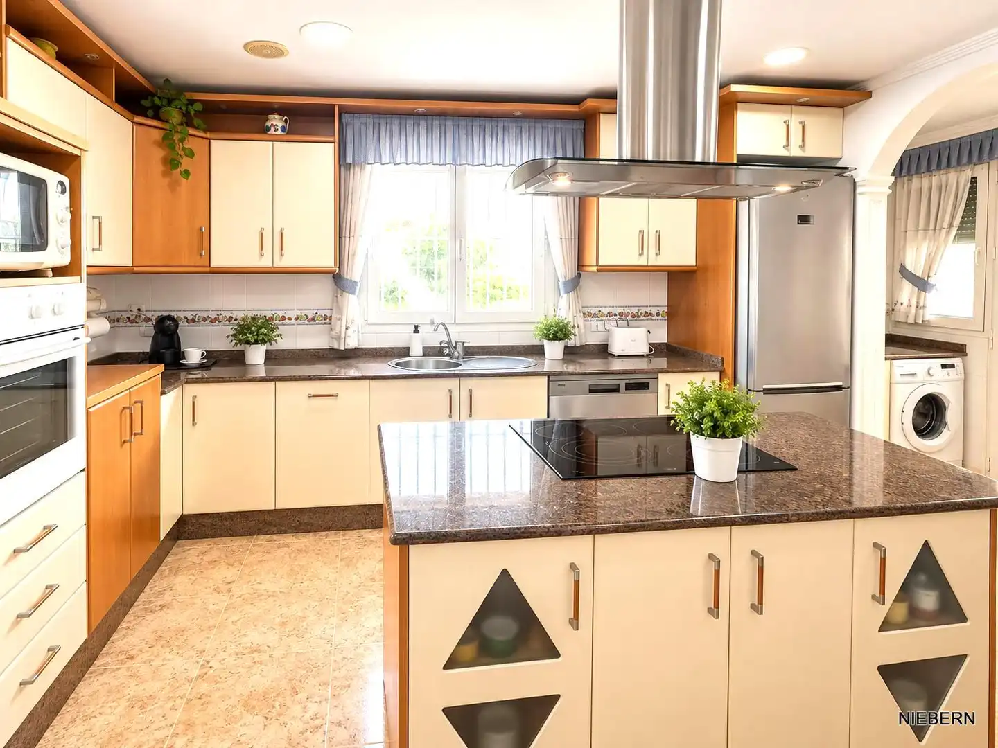 Cocina de Casa o chalet en venta en Cartagena con Aire acondicionado, Jardín privado y Terraza