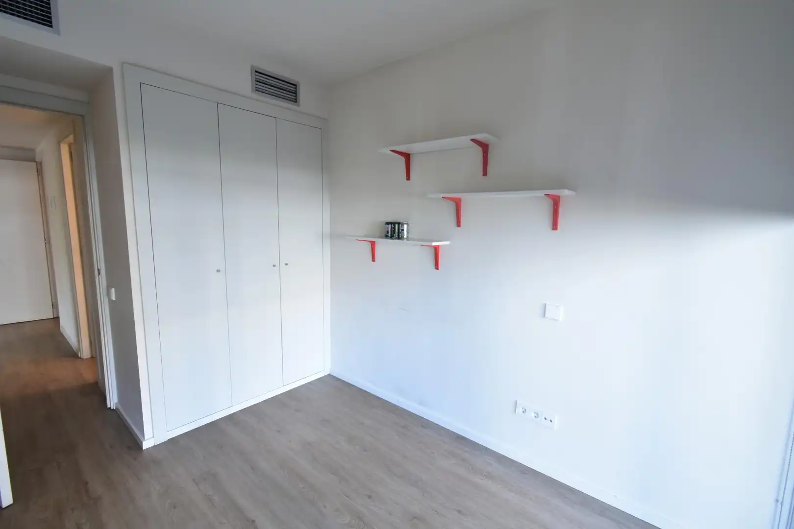 Bedroom of Flat for rent in Barcelona  with Air Conditioner, Heating and Parquet flooring