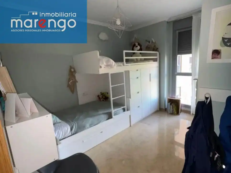 Bedroom of Flat for sale in Piscinas