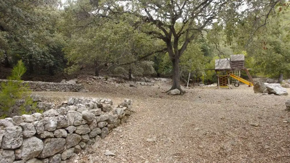 Finca rústica en venda en Pollença amb Jardí privat