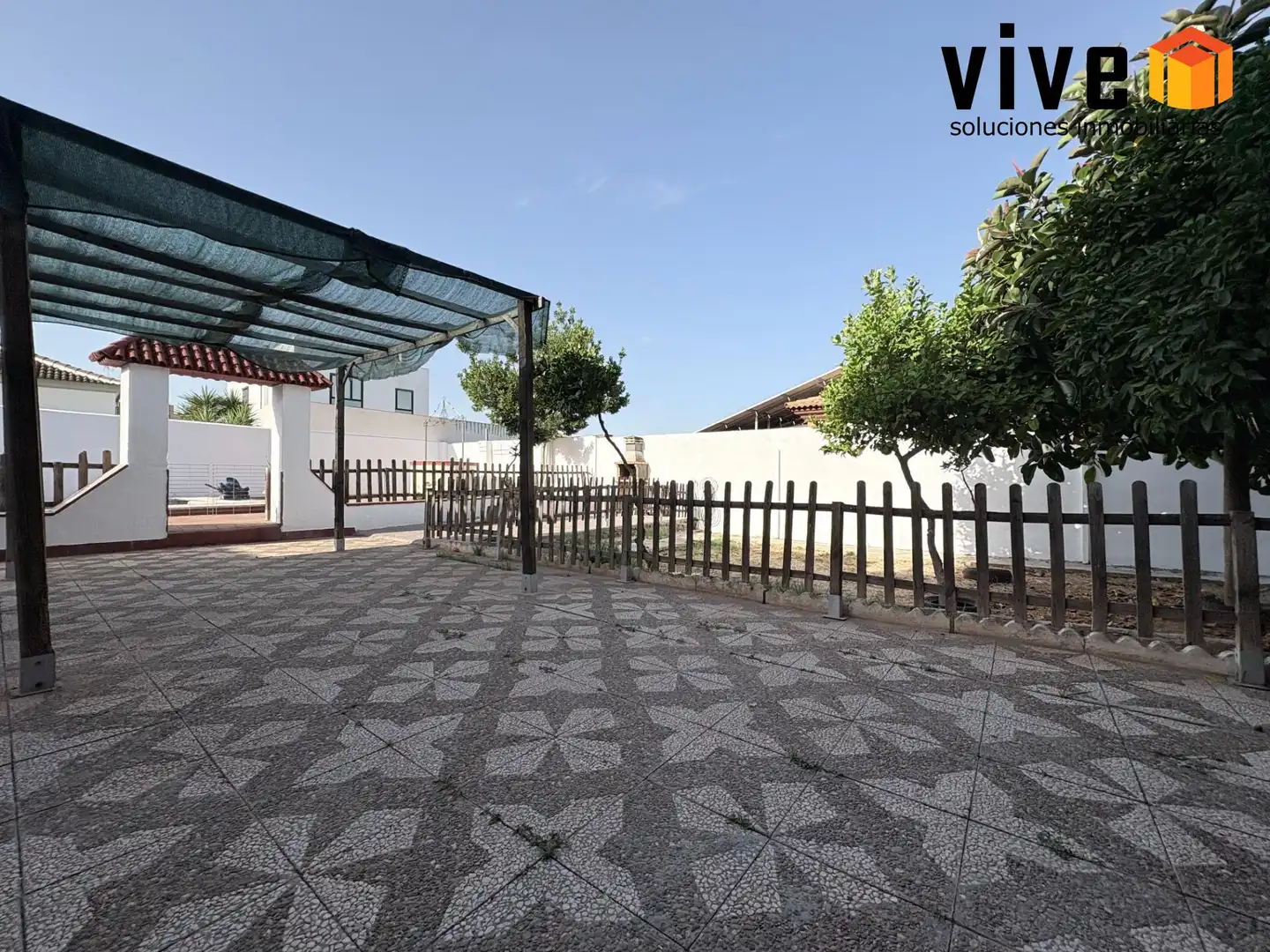 Terrace of Detached homes for sale in Mairena del Aljarafe  with Air Conditioner, Heating and Private garden
