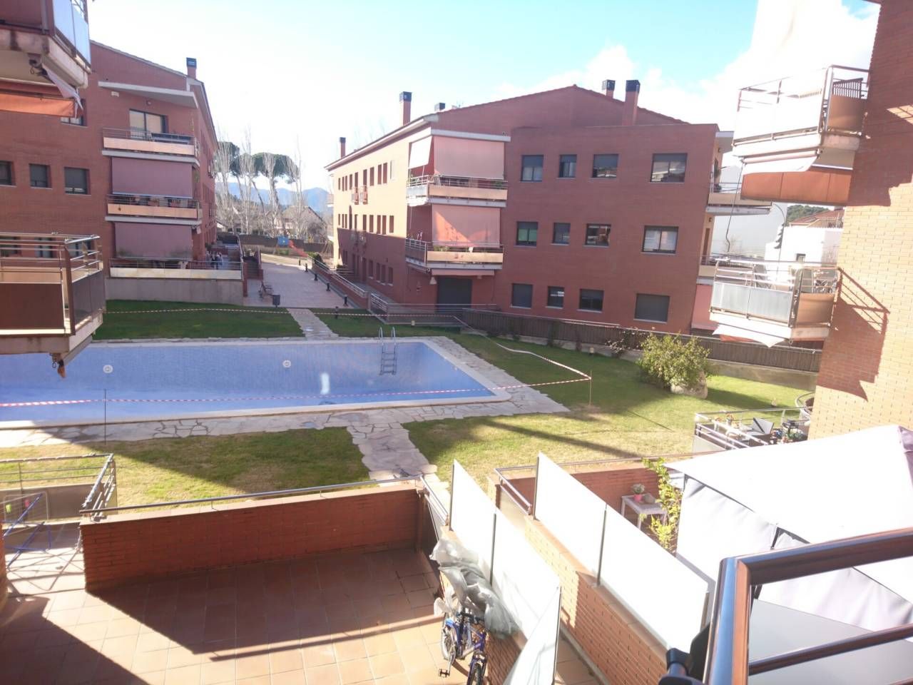 Swimming pool of Flat for sale in La Roca del Vallès  with Air Conditioner, Parquet flooring and Terrace