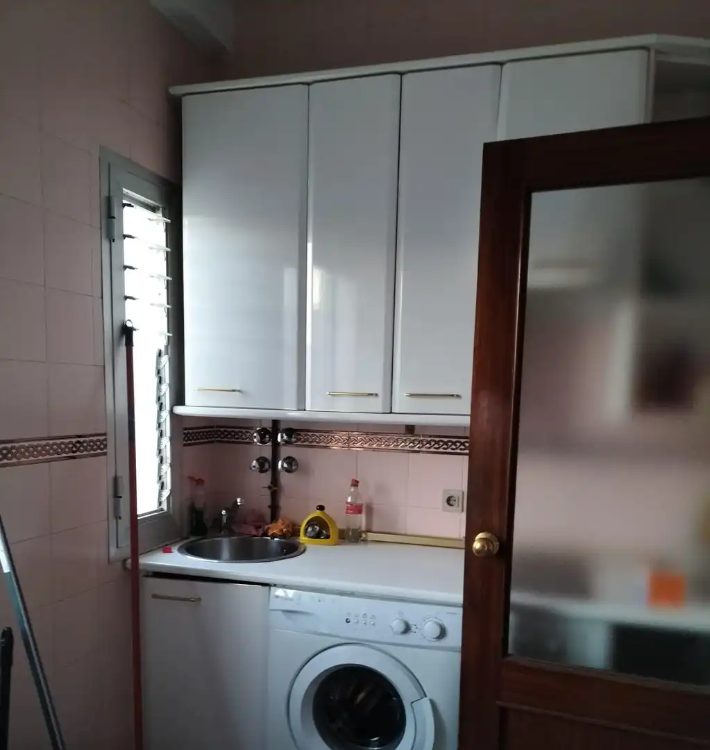 Cocina de Piso de alquiler en Sevilla con Amueblado y Balcón