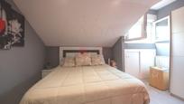 Bedroom of Flat for sale in El Astillero  