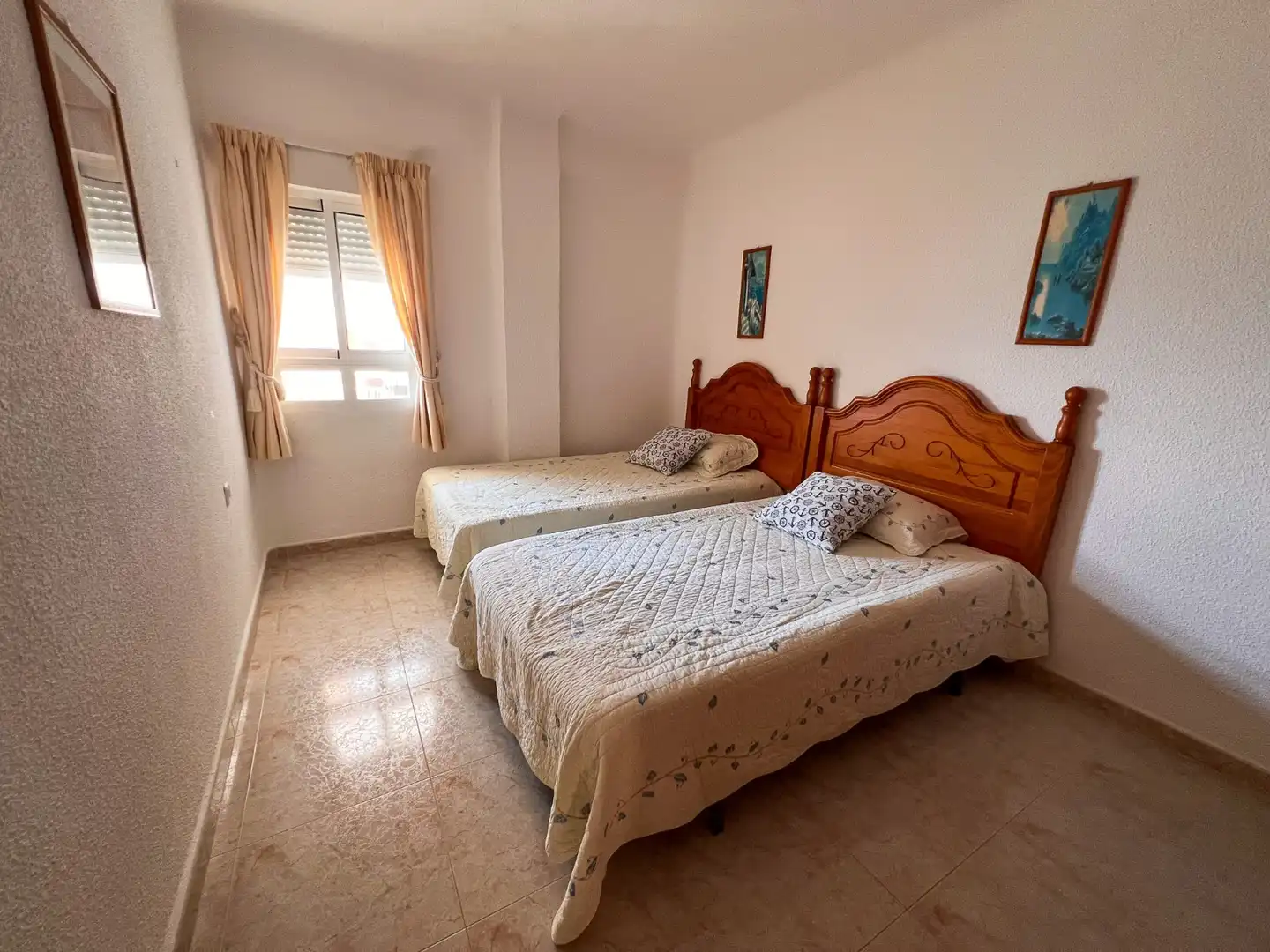 Habitación de Apartamento en venta en Torrevieja con Aire acondicionado, Calefacción y Terraza