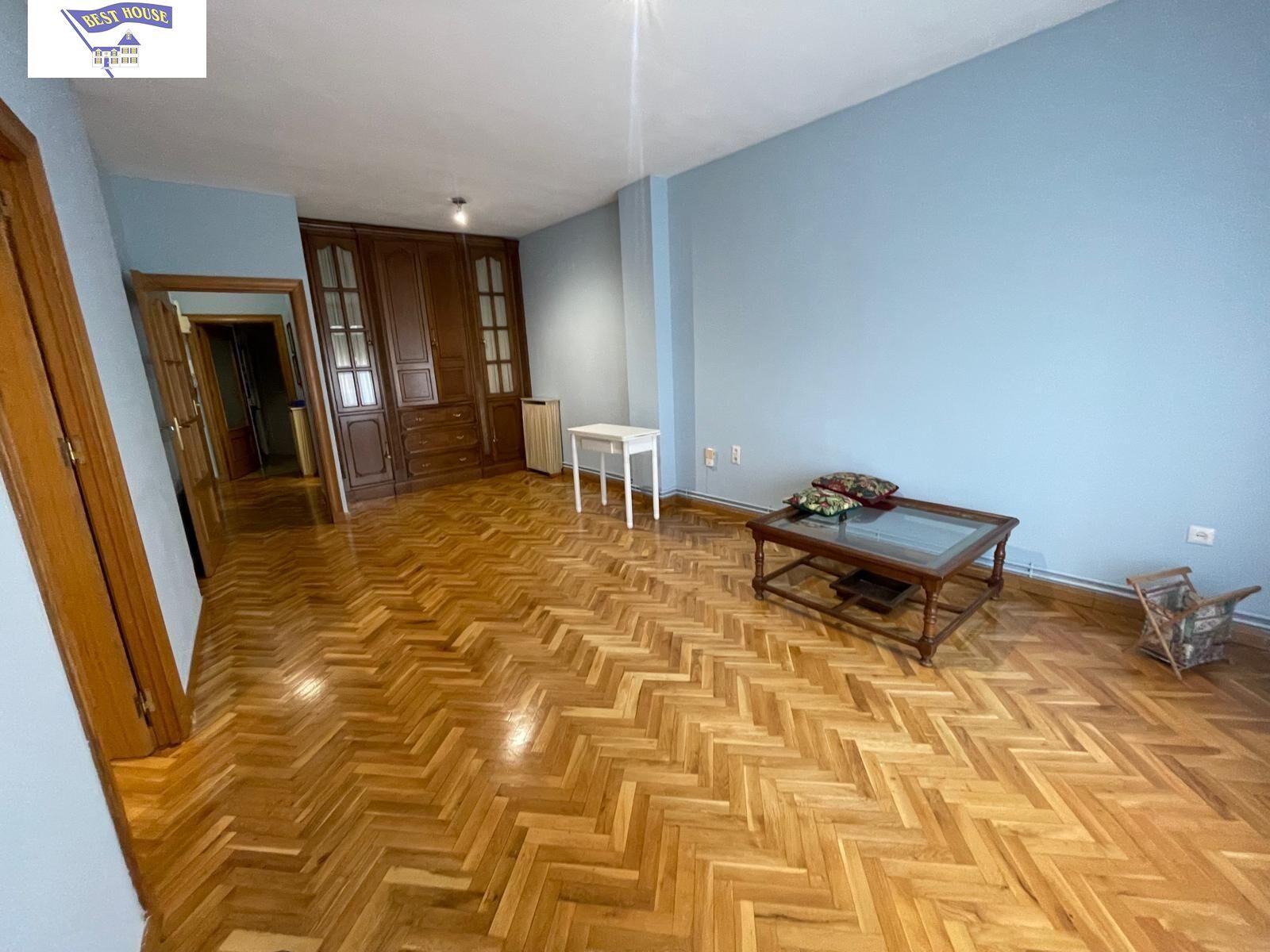 Sala d'estar de Apartament de lloguer en  Albacete Capital amb Calefacció i Balcó
