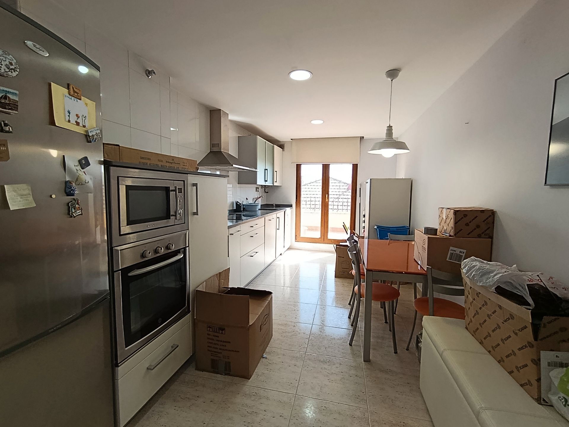 Cuina de Àtic en venda en Benavente amb Calefacció, Terrassa i Moblat