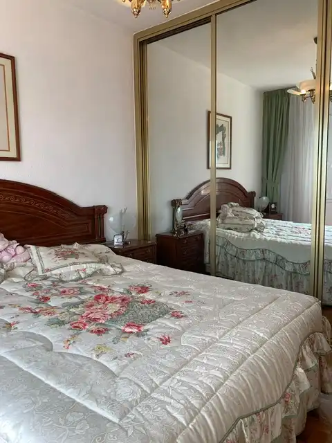 Habitación de Piso de alquiler en  Pamplona / Iruña con Calefacción, Parquet y Amueblado