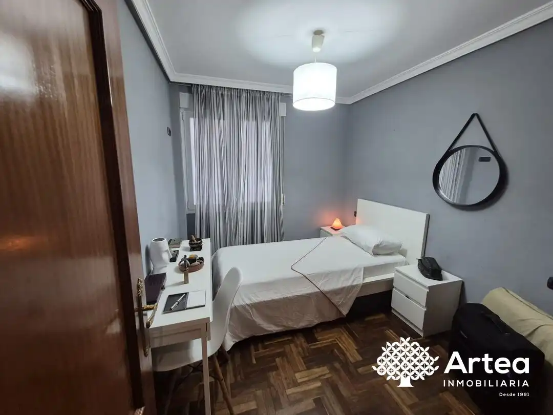 Habitación de Piso en venta en Bilbao  con Calefacción