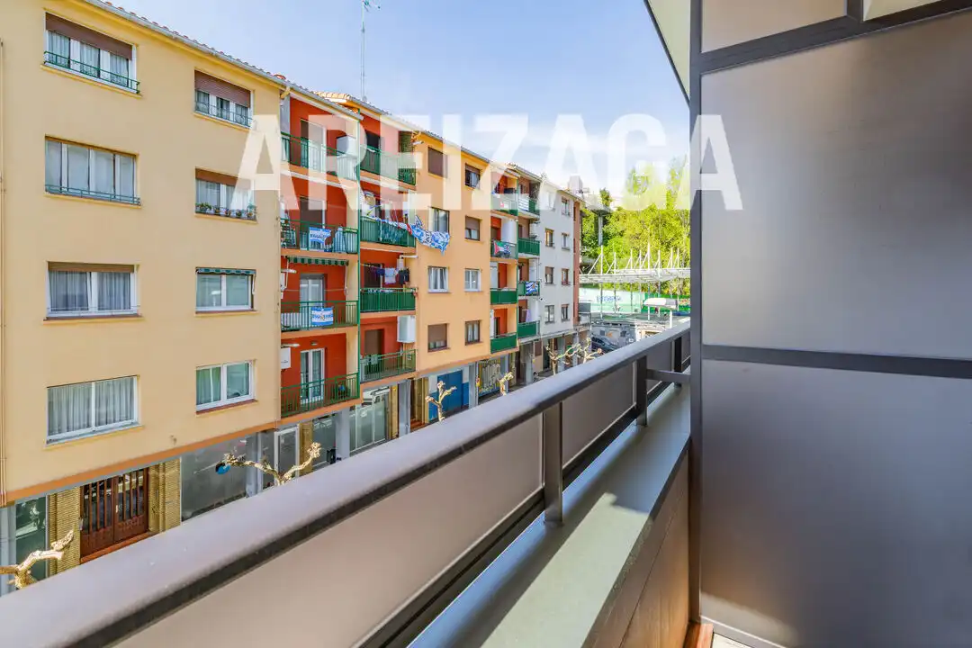 Terraza de Piso en venta en Donostia - San Sebastián  con Calefacción, Amueblado y Balcón