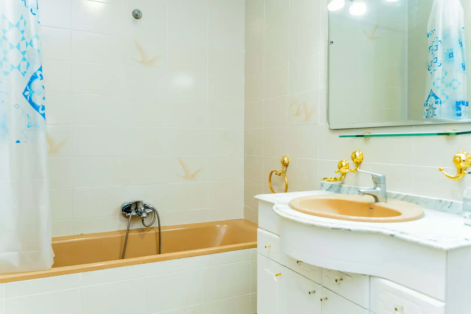 Baño de Piso en venta en Belvís de la Jara con Aire acondicionado, Calefacción y Terraza