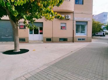 Local comercial en venda a Avenida de Juan Carlos I