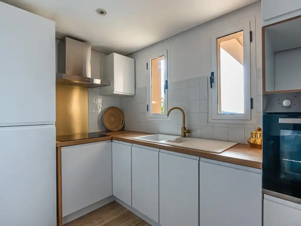 Cocina de Apartamento en venta en Sant Josep de sa Talaia con Calefacción y Jardín privado