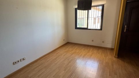 Foto 4 von Erdgeschoss zur Miete in Jose Juan Aracil, Villamanta, Madrid