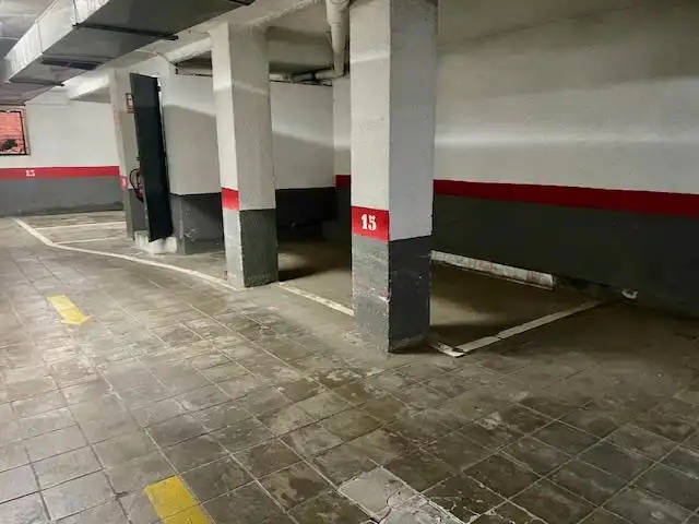 Parking de Garaje en venta en Esplugues de Llobregat