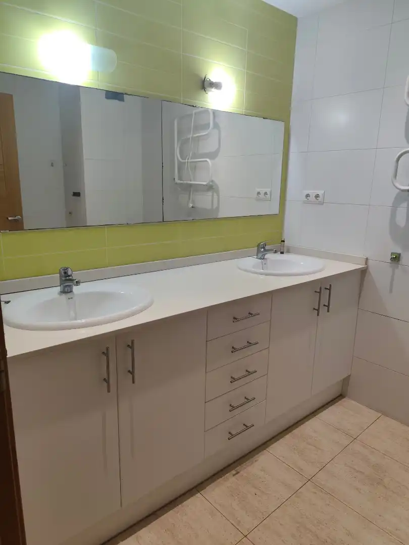 Baño de Piso en venta en Sant Pere de Ribes con Aire acondicionado, Calefacción y Terraza