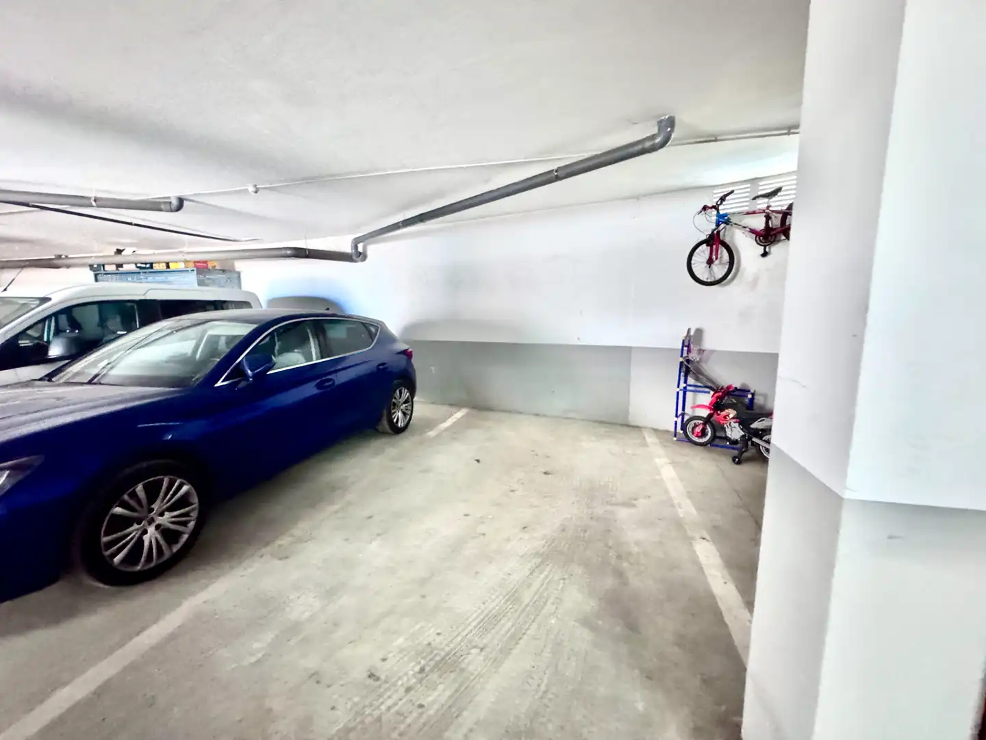 Parking de Apartamento en venta en Alpujarra de la Sierra con Terraza
