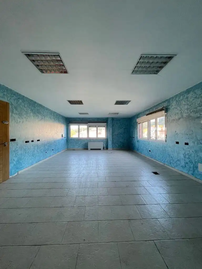 Casa o xalet en venda en Camargo amb Calefacció, Jardí privat i Traster