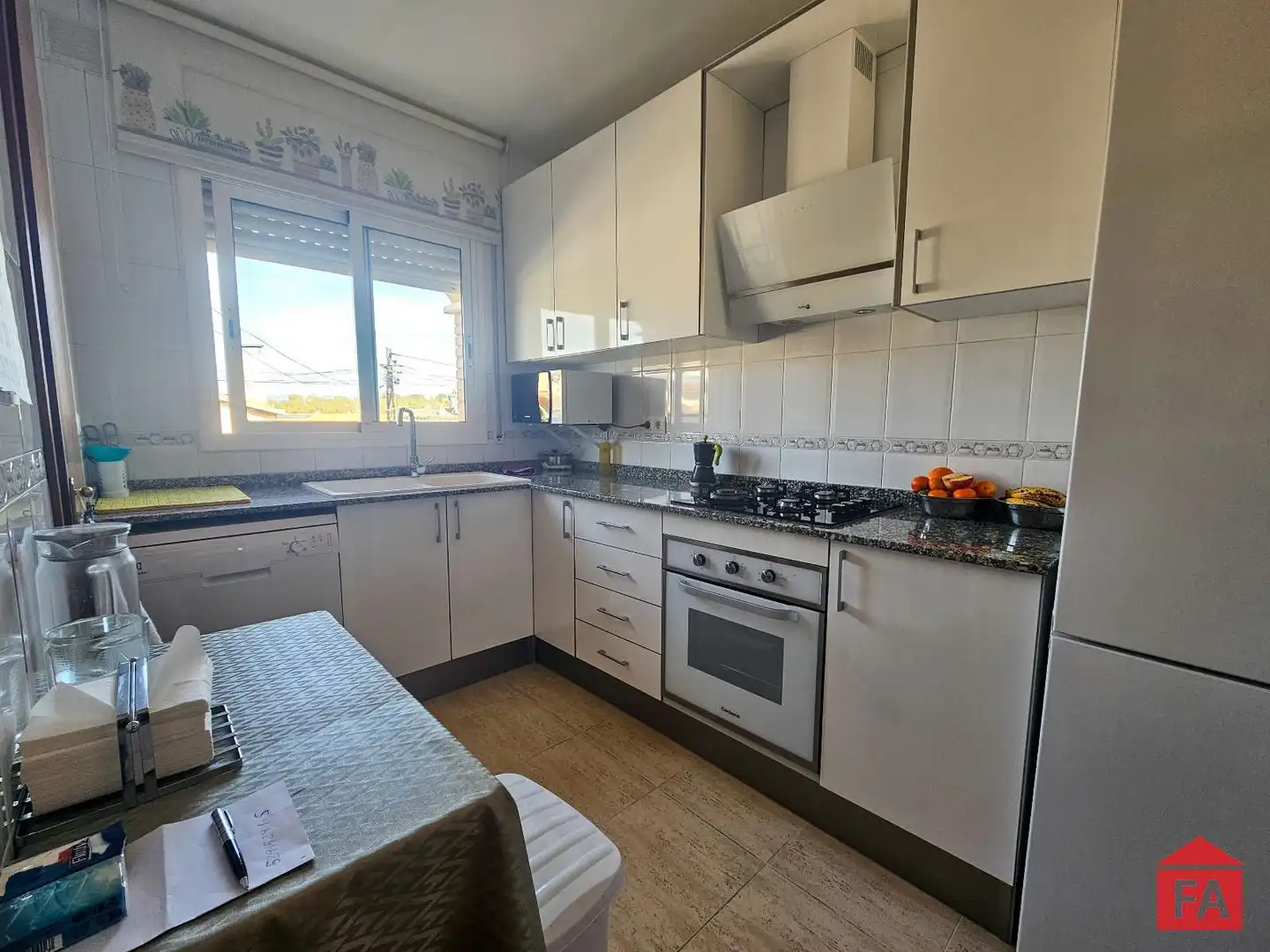 Kitchen of Detached homes for sale in El Vendrell  with Air Conditioner, Heating and Terrace