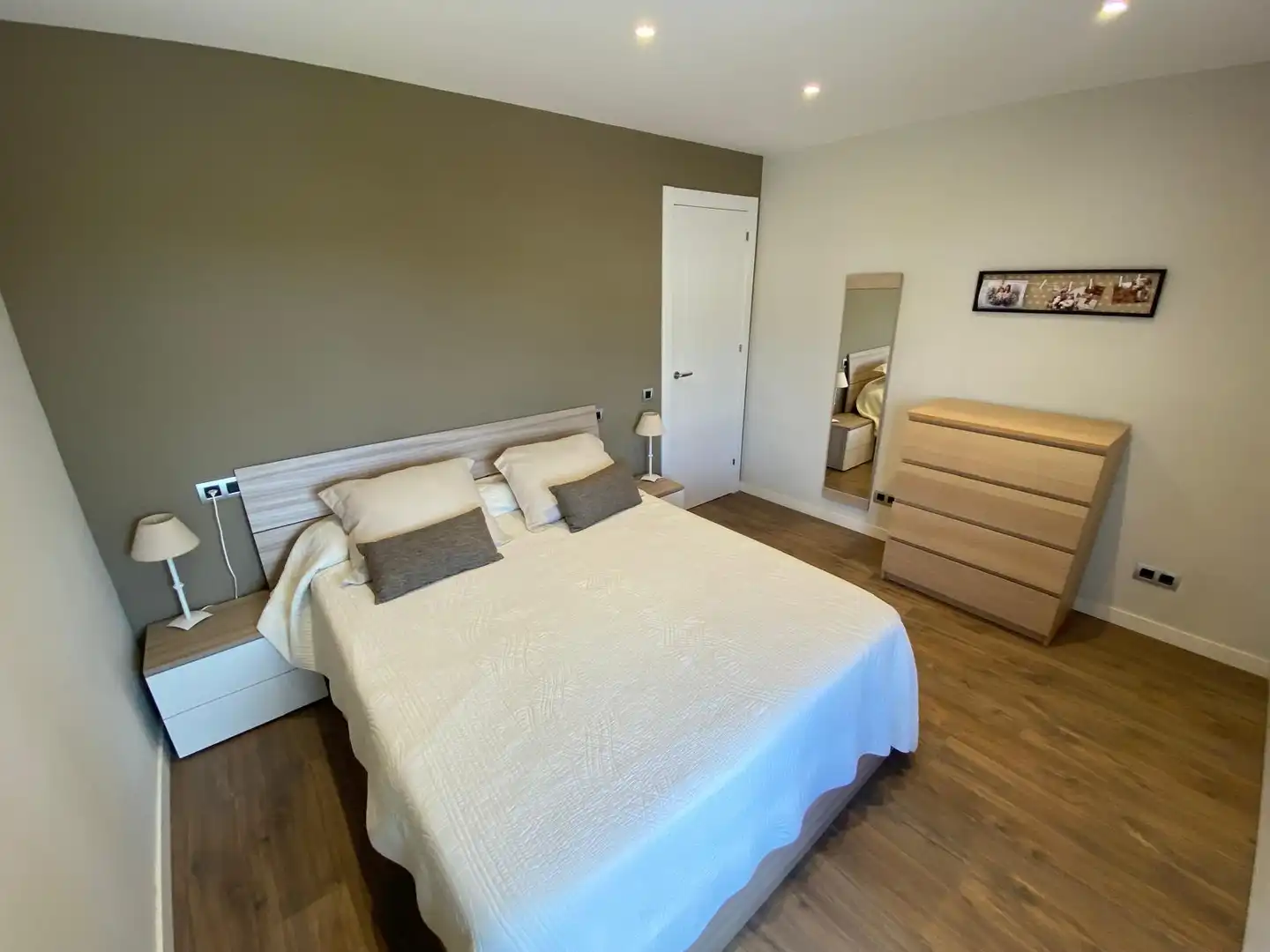 Wohnung zur Miete in Carrer d'Arístides Maillol, 10, La Maternitat i Sant Ramon