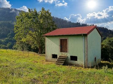 Casa amb jardí en venda a Santiurde de Toranzo