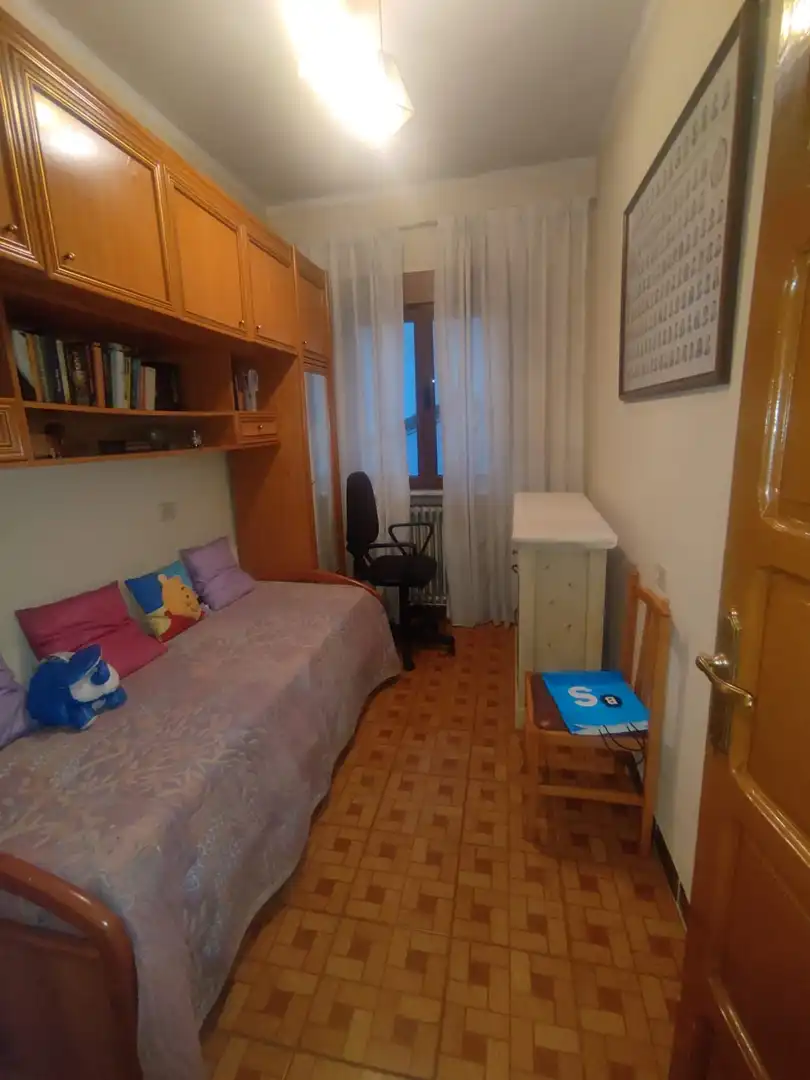 Casa adosada en venta en N/A, Riaño - Los Barros