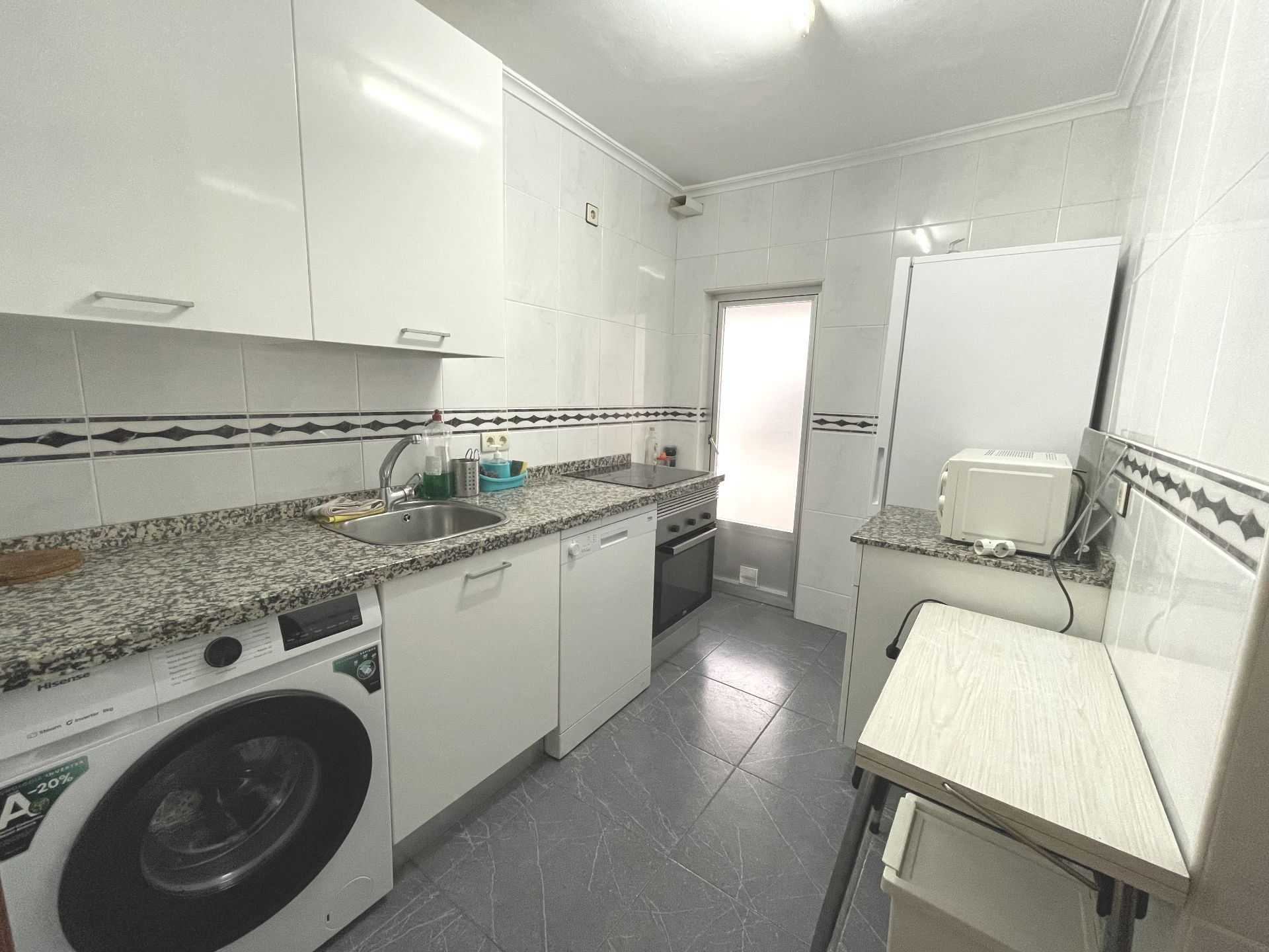 Kitchen of Flat for sale in Salamanca Capital  with Heating, Parquet flooring and Furnished