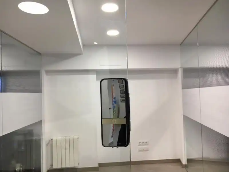 Baño de Oficina de alquiler en Salamanca con Amueblado