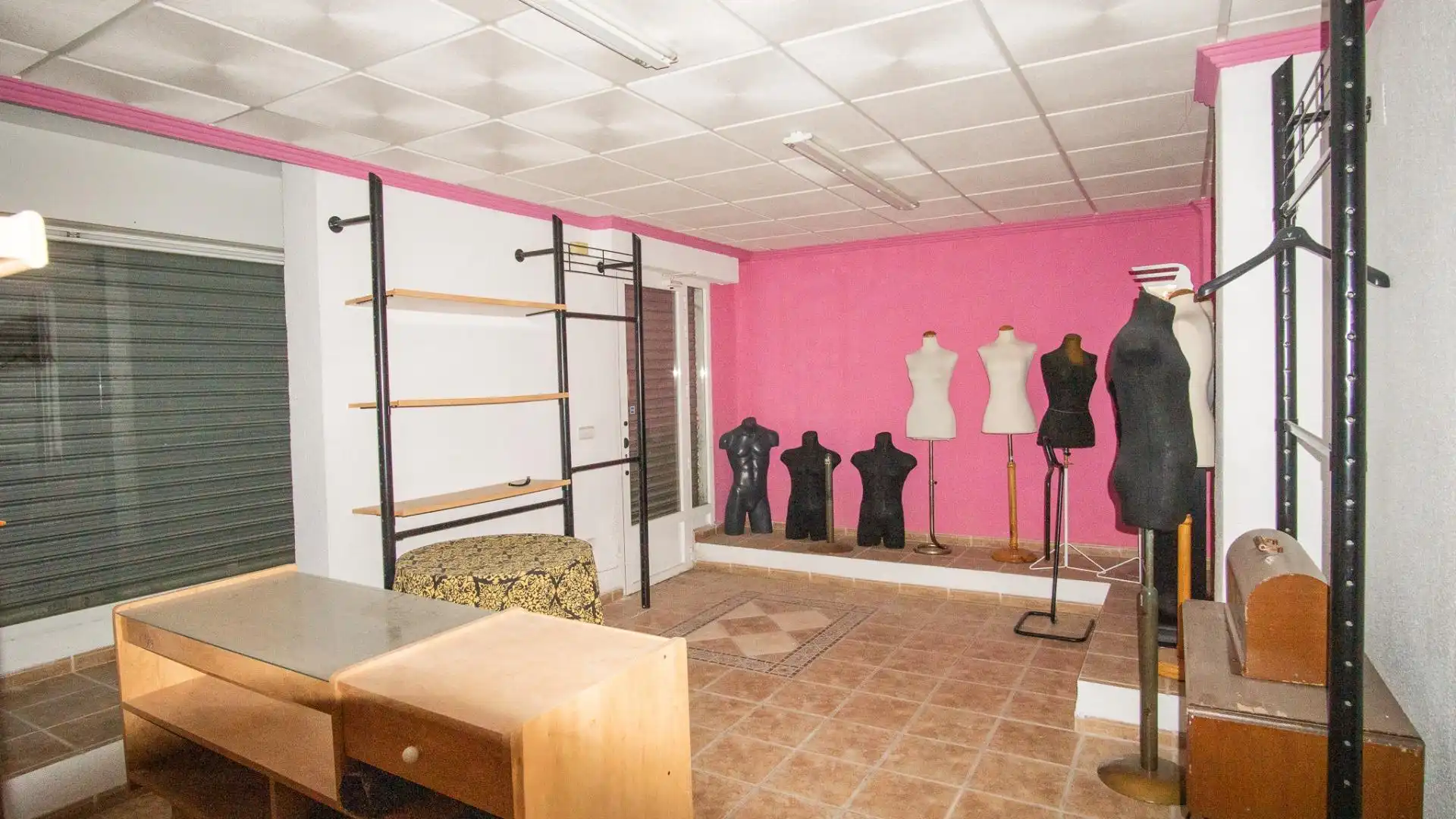 Business premises for sale in Las Trescientas - San Francisco - Ciudad Vergel, imagen 6