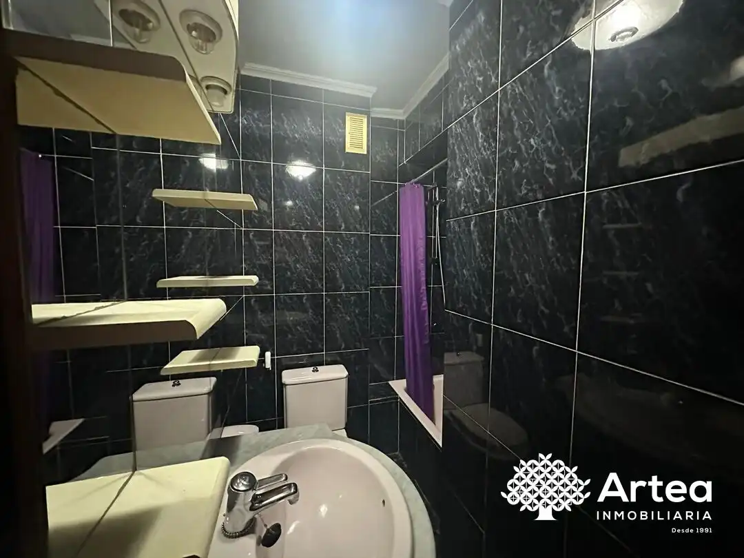 Bathroom of Flat for rent in Ugao- Miraballes  with Heating, Private garden and Terrace