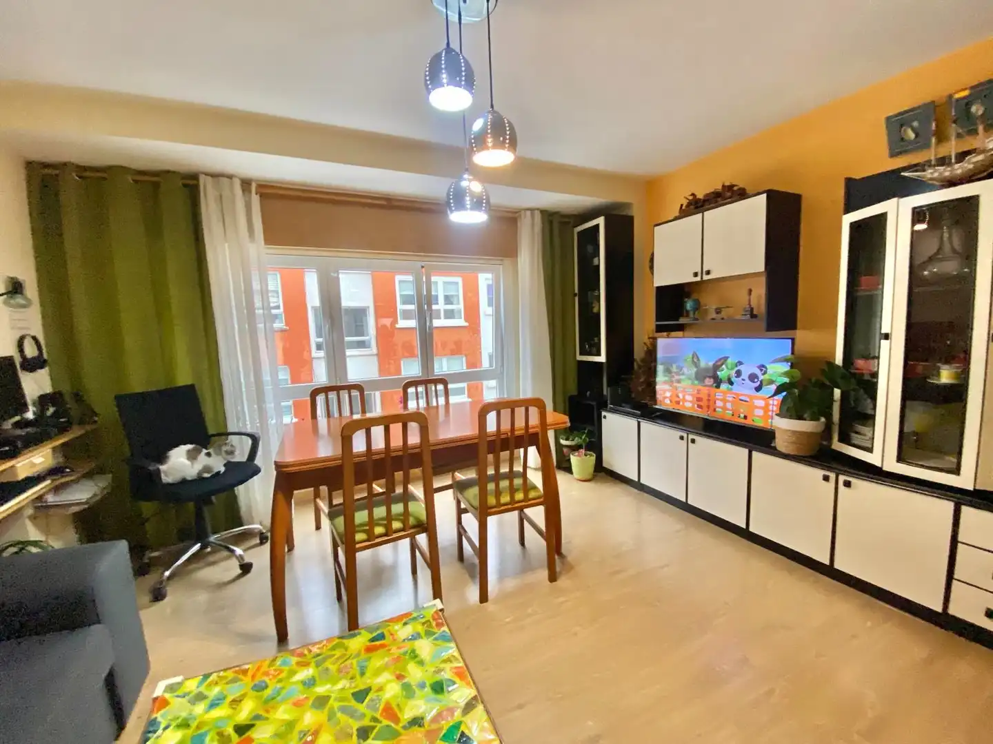Living room of Flat for sale in Arteixo  with Heating, Parquet flooring and Storage room