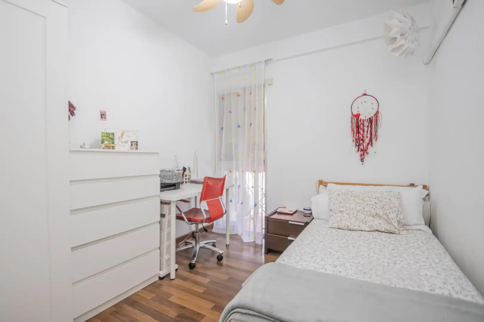 Habitación de Piso en venta en Sevilla con Aire acondicionado, Amueblado y Balcón