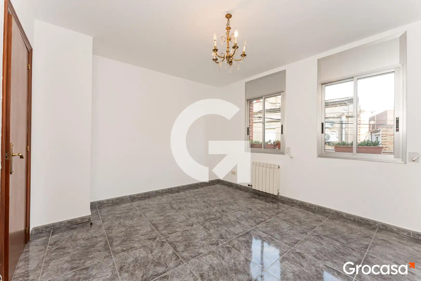 Living room of Houses for sale in Cornellà de Llobregat  with Air Conditioner, Heating and Terrace