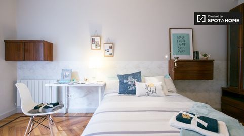 Foto 2 de Habitació a San Pedro de Deusto - La Ribera, Bilbao