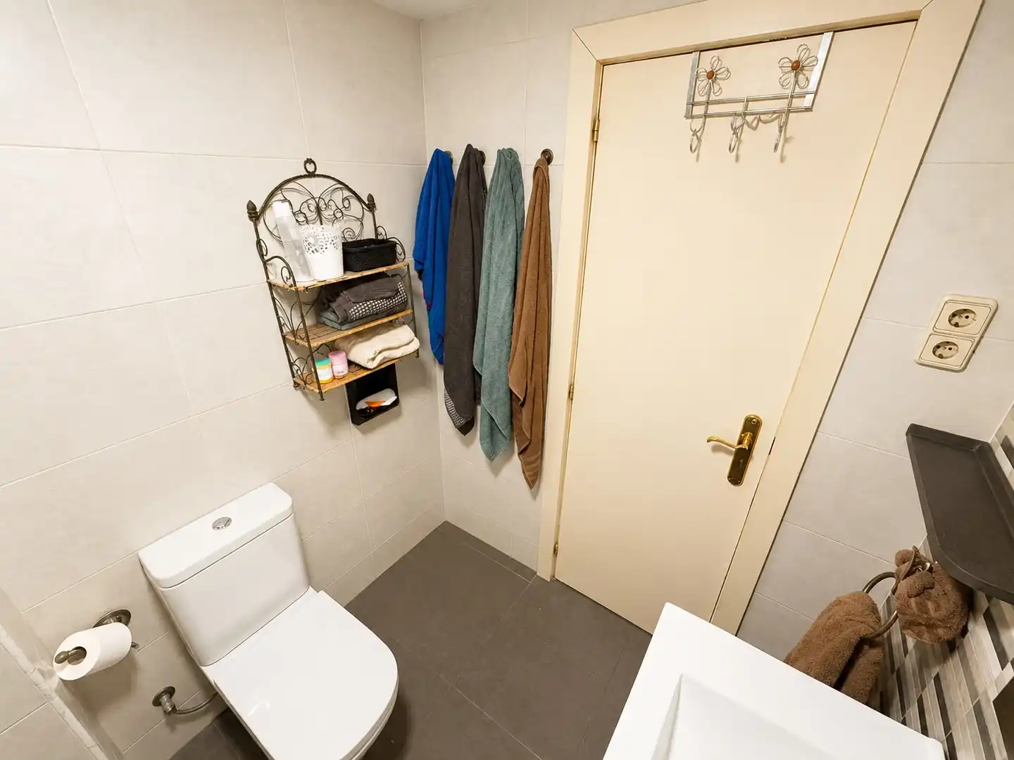 Bany de Pis en venda en Barcelona amb Calefacció, Terrassa i Piscina