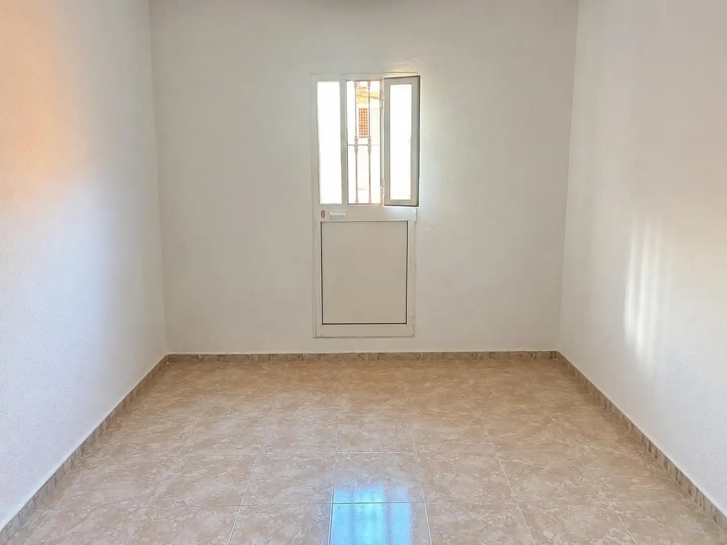Dormitori de Casa o xalet en venda en La Línea de la Concepción