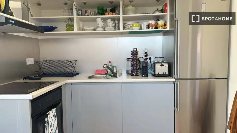 Kitchen of Flat for rent in L'Hospitalet de Llobregat  with Air Conditioner, Heating and Furnished