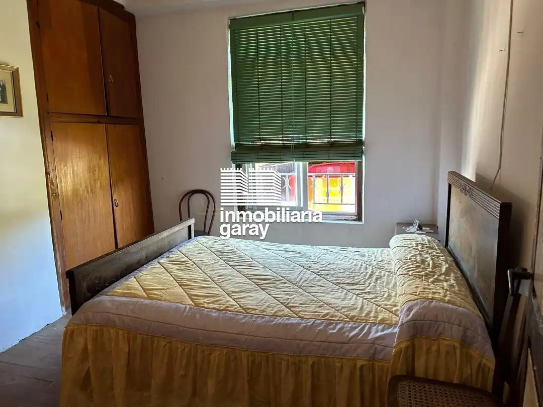 Dormitori de Casa o xalet en venda en Alfoz de Santa Gadea amb Calefacció, Jardí privat i Moblat