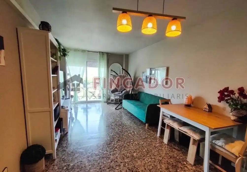 Sala d'estar de Pis en venda en Terrassa amb Aire condicionat, Calefacció i Parquet