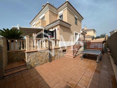 Jardí de Casa adosada de lloguer en Vélez-Málaga amb Aire condicionat, Terrassa i Piscina