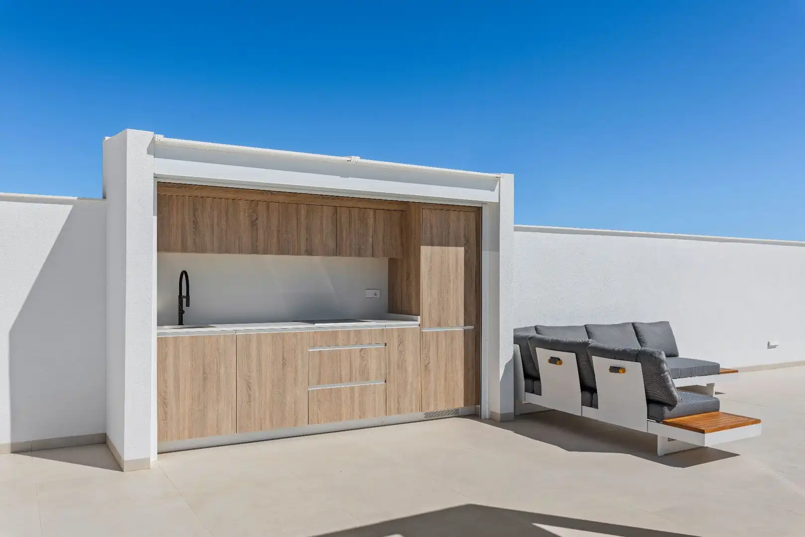 Villa con piscina in vendita a MAESTRO FRANCISCO CHUMILLA 3, imagen 8