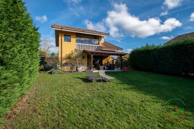 Casa-chalet en Venta en LG BRECEÑA, 22 en Parroquias surorientales