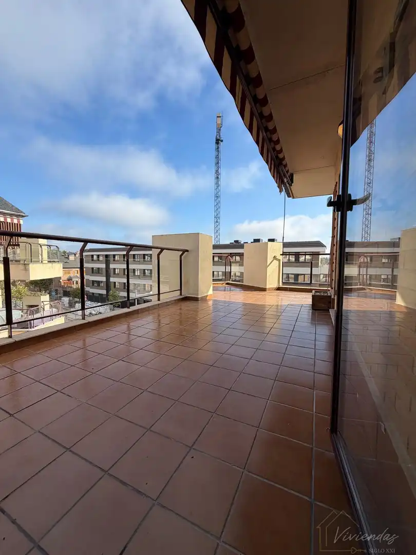 Penthouse with pool to rent in FRANCISCO TOMAS Y VALIENTE, imagen 10