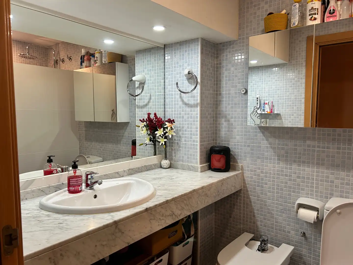 Bathroom of Flat for sale in Rubí  with Heating, Parquet flooring and Storage room