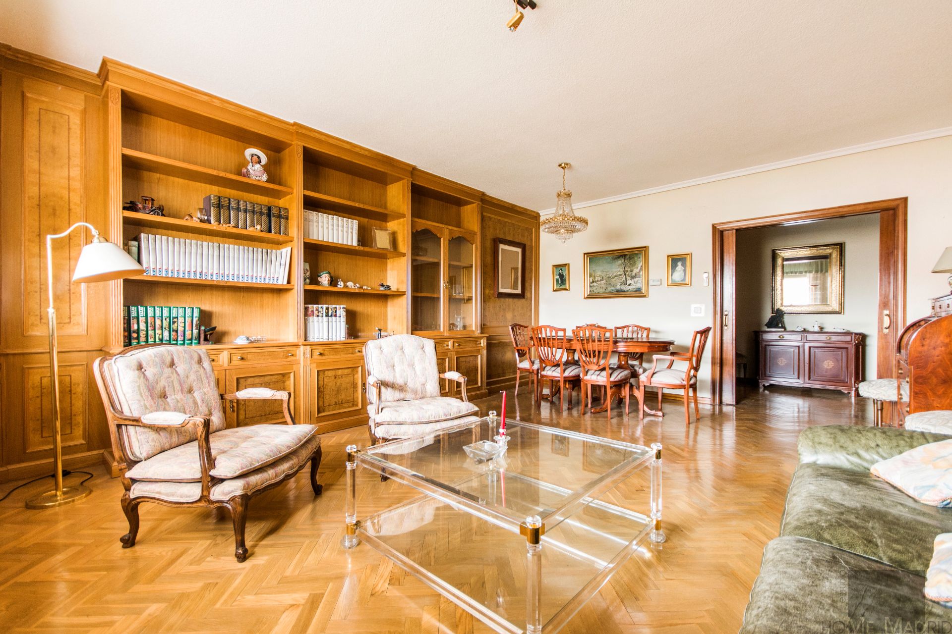 Sala de estar de Piso en venta en  Madrid Capital con Aire acondicionado, Calefacción y Parquet