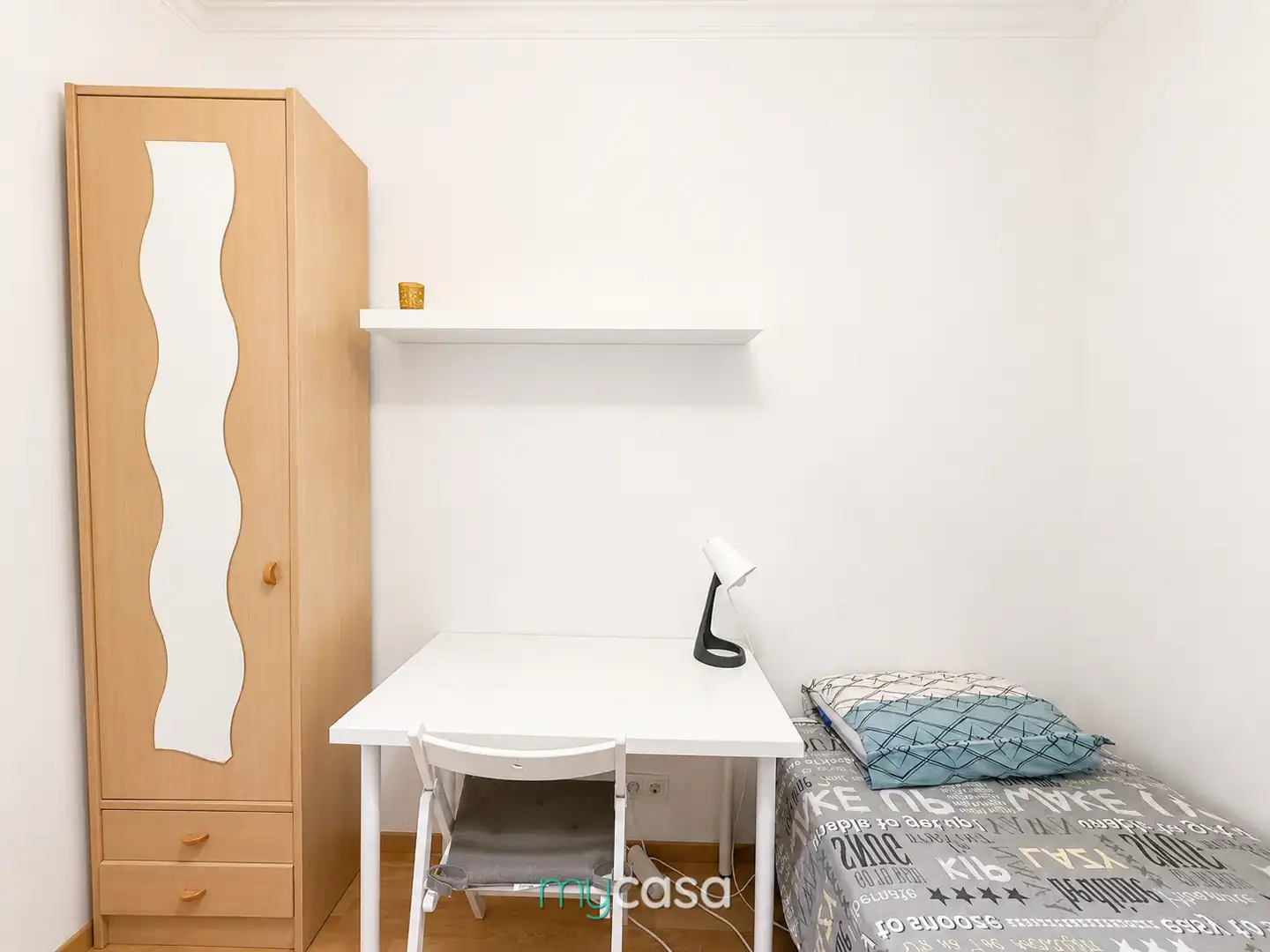 Schlafzimmer von Wohnung zum Verkauf in Barcelona mit Klimaanlage, Heizung und Parkett