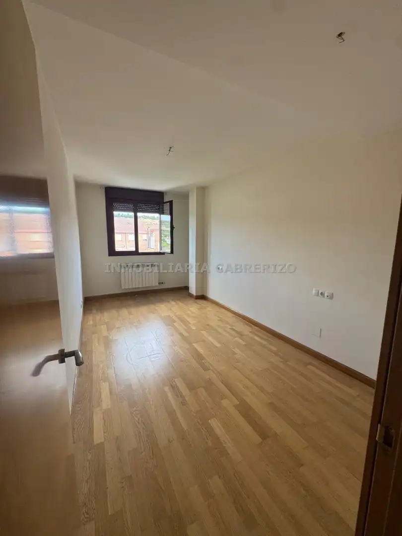 Apartament amb ascensor en venda a Alberite, imagen 3
